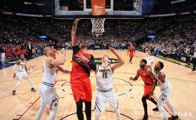 亚博体育-波特兰开拓者发布备战花絮，清晨更衣室发声，NBA季后赛任务艰巨，训练强度明显提升的简单介绍